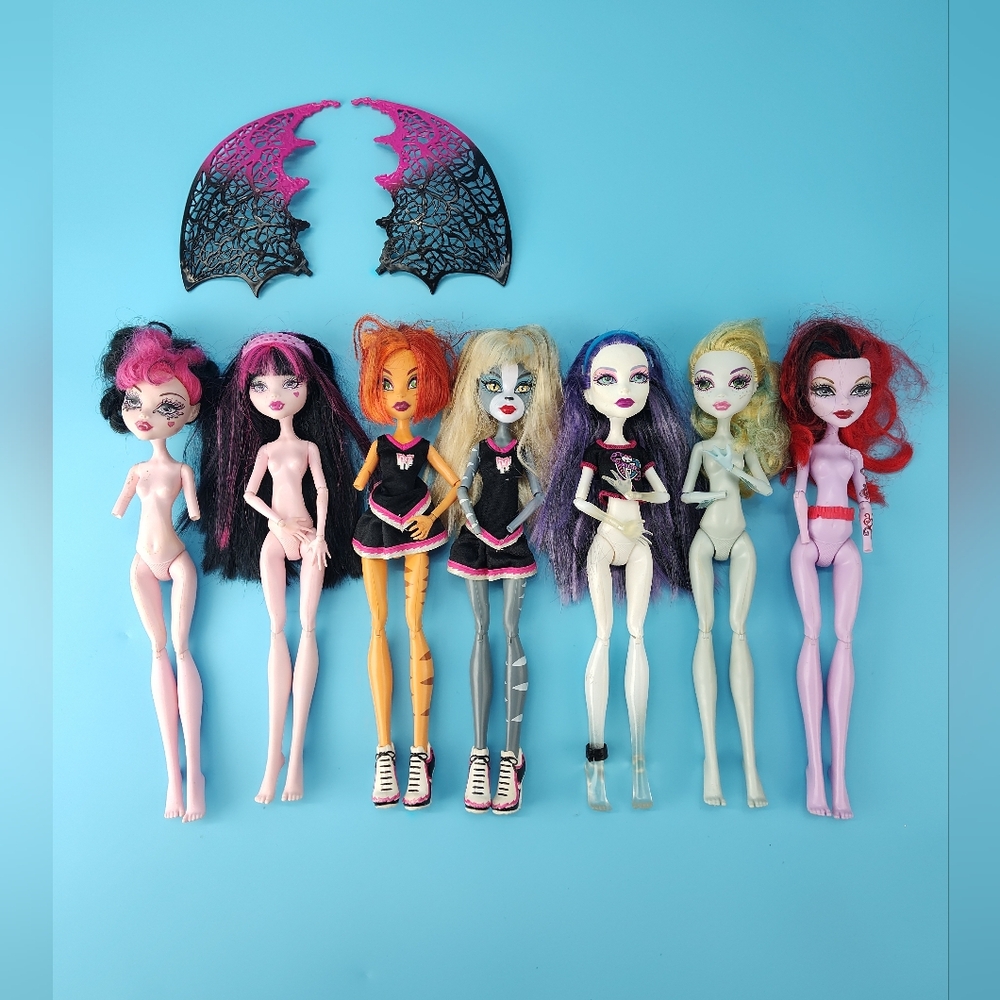 Monster High G1 Lot of 7 Draculaura Toralei Meowlody Spectra Lagoona Operetta